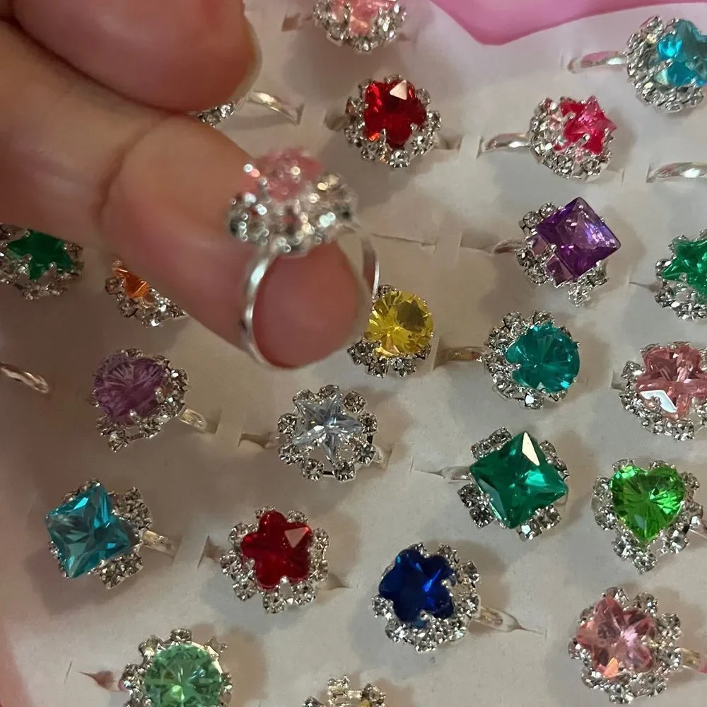 Little girl rings